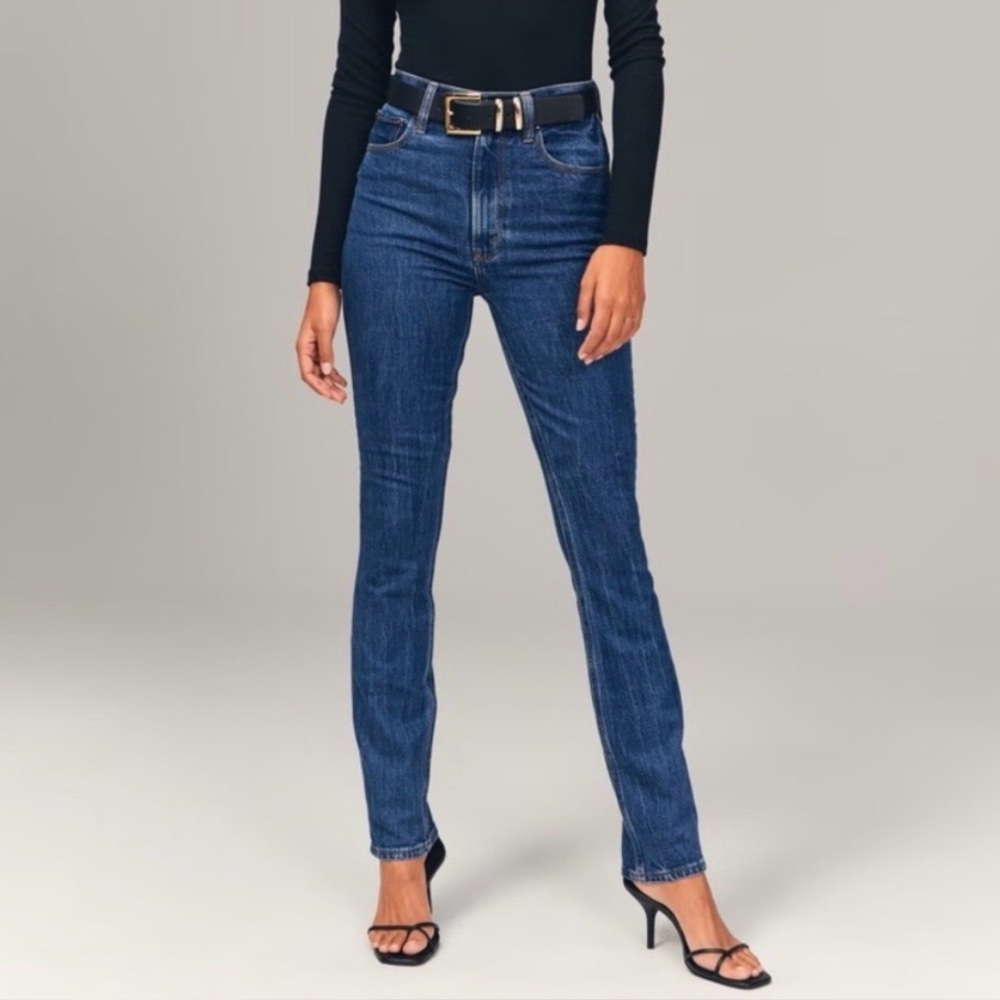 Abercrombie & Fitch Ultra High Rise Slim Straight Jeans (Size 16 LONG / 33 LONG)